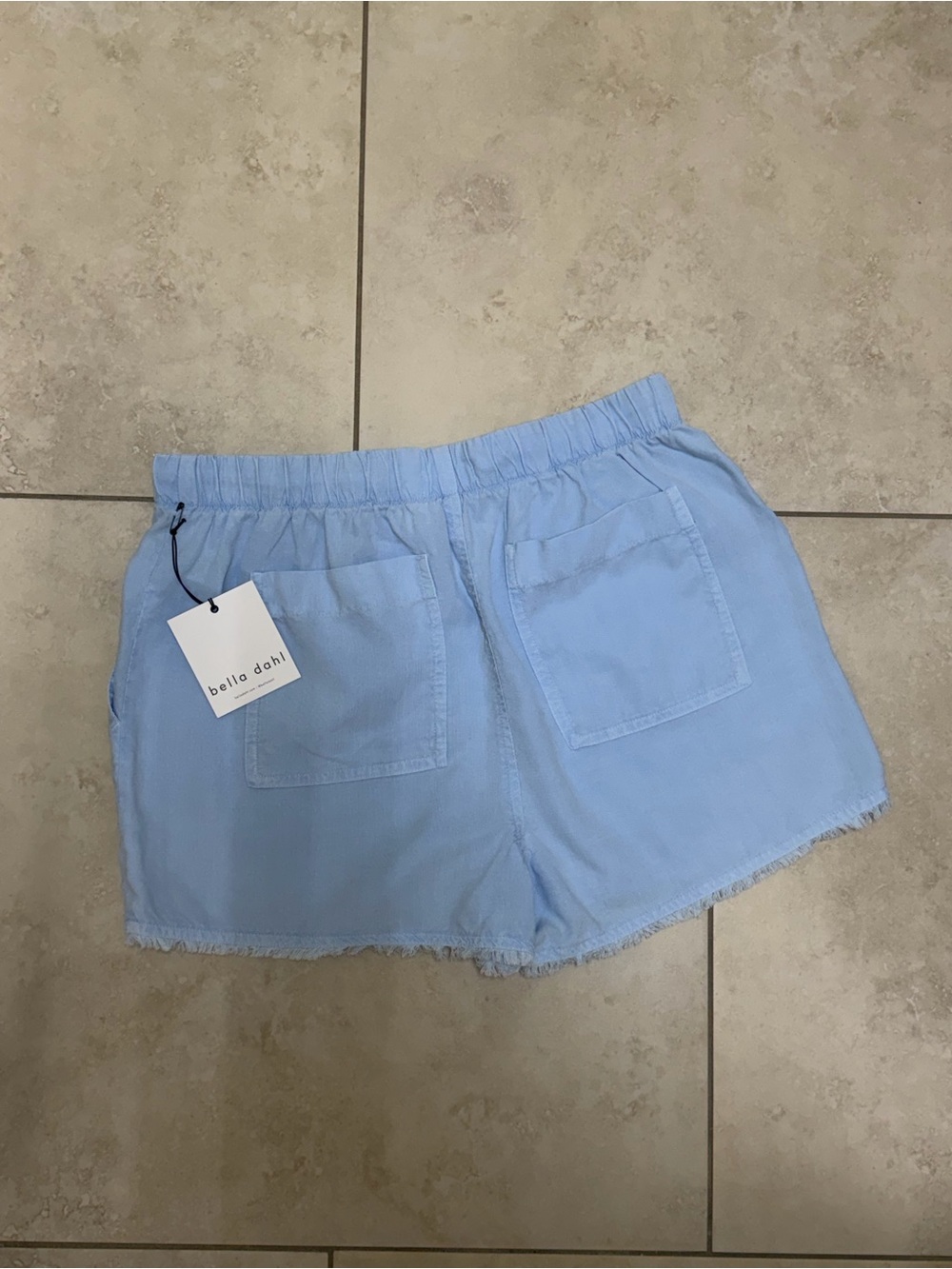 NEW Bella Dahl Drawstring Pocket Short in Coastal Spray - Picture 7 of 9
